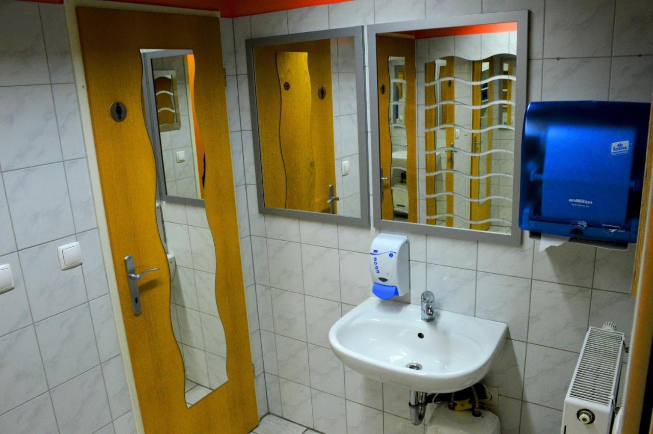 Tej Hostel Любляна Экстерьер фото